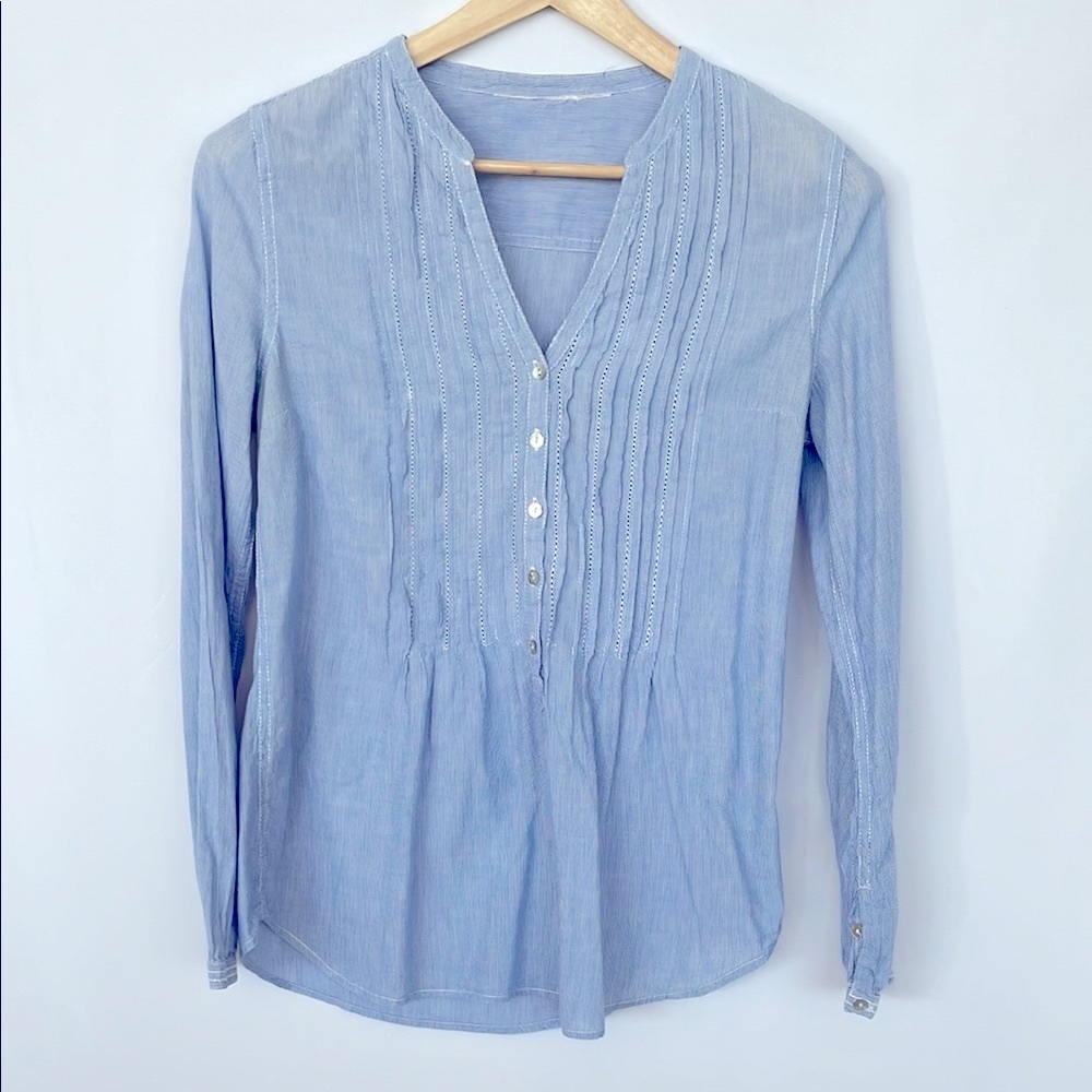 EUC Delicate Soft Blue/White Embellished Tunic Size M/L